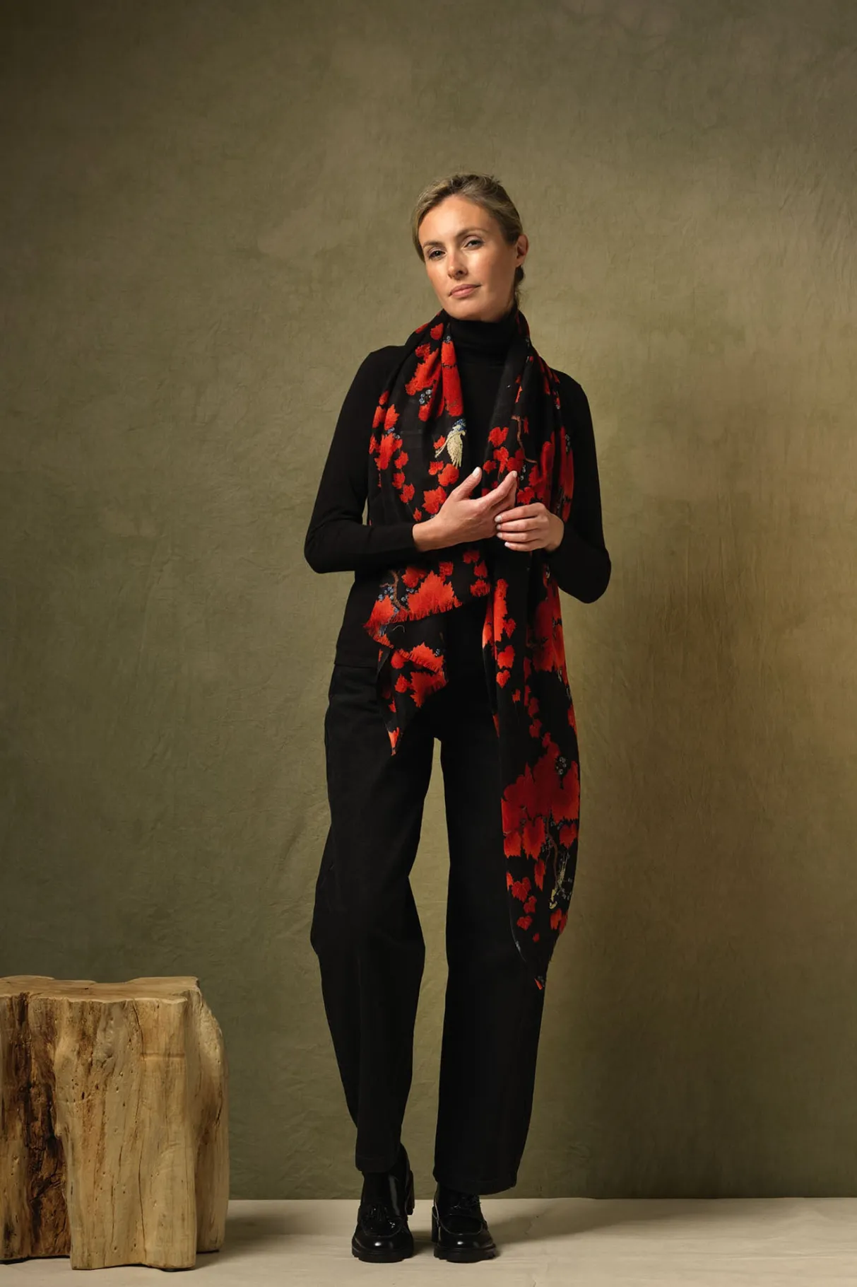 acer_black_wool_scarf_1-1.webp Shop One Hundred Stars Acer Black Wool Scarf