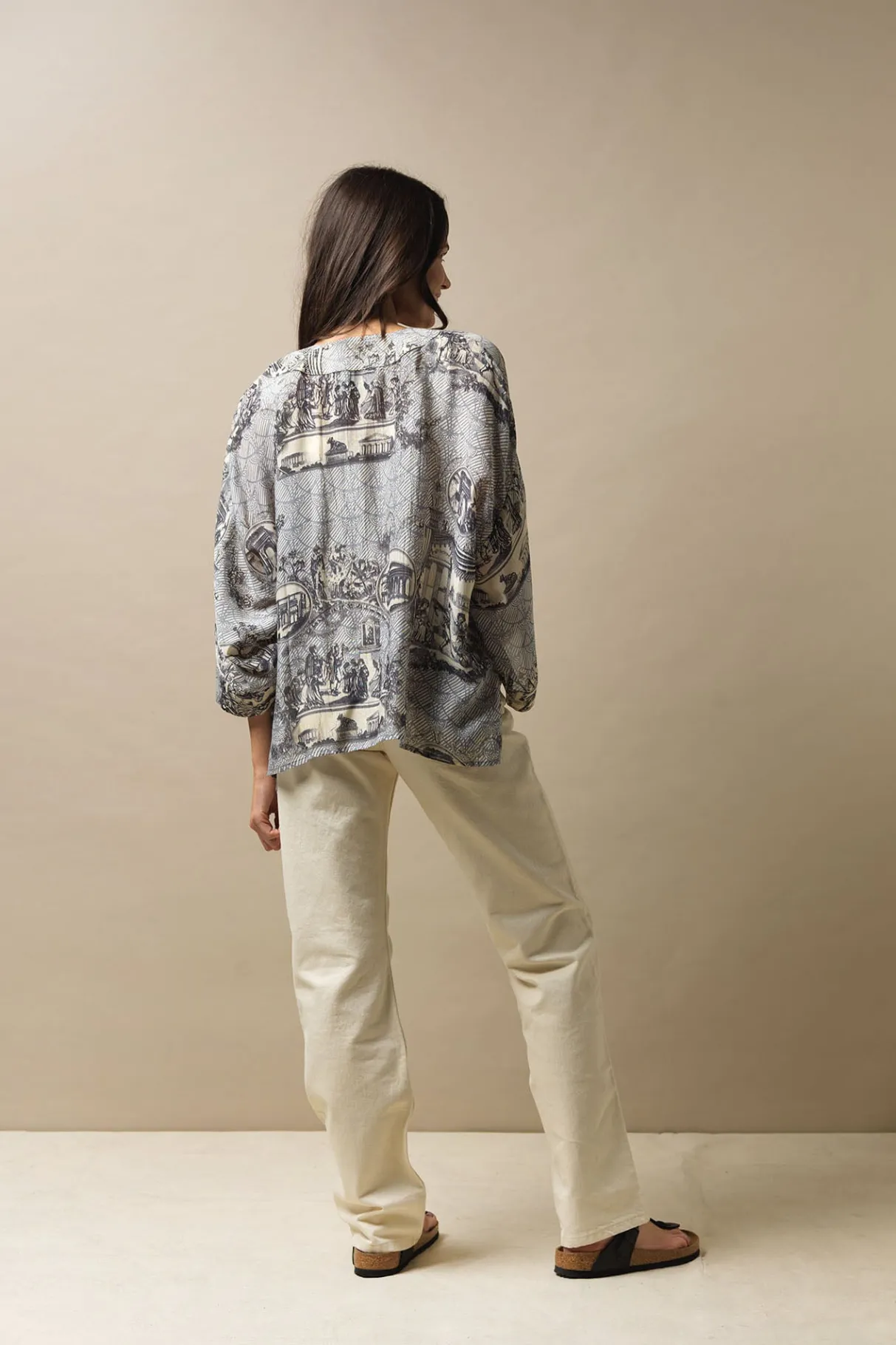 ancient_columns_charcoal_kimono_2.webp Clearance One Hundred Stars Ancient Columns Charcoal Kimono