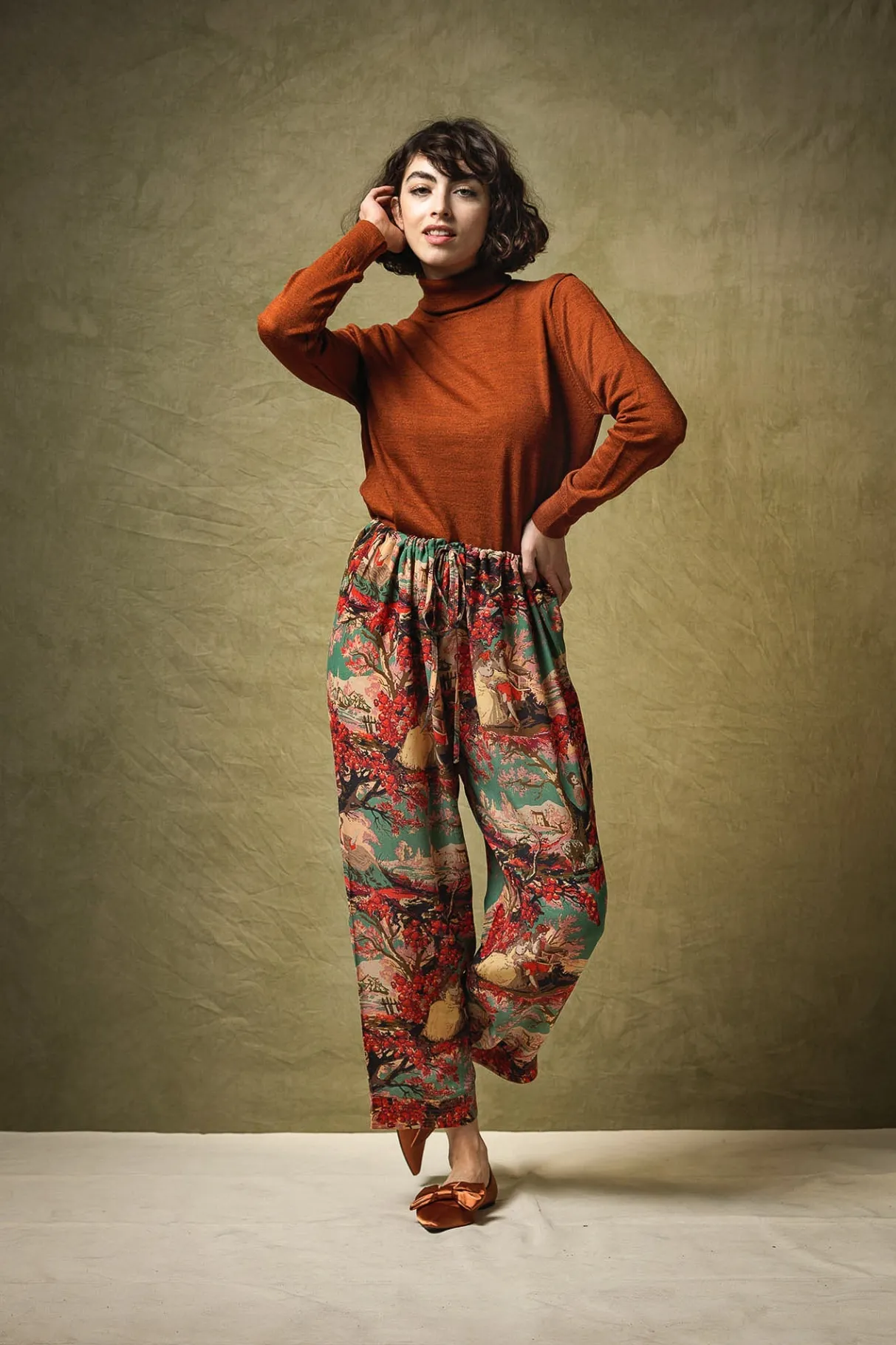 country_toile_berry_crepe_pants_3.webp Cheap One Hundred Stars Country Toile Berry Crepe Pants
