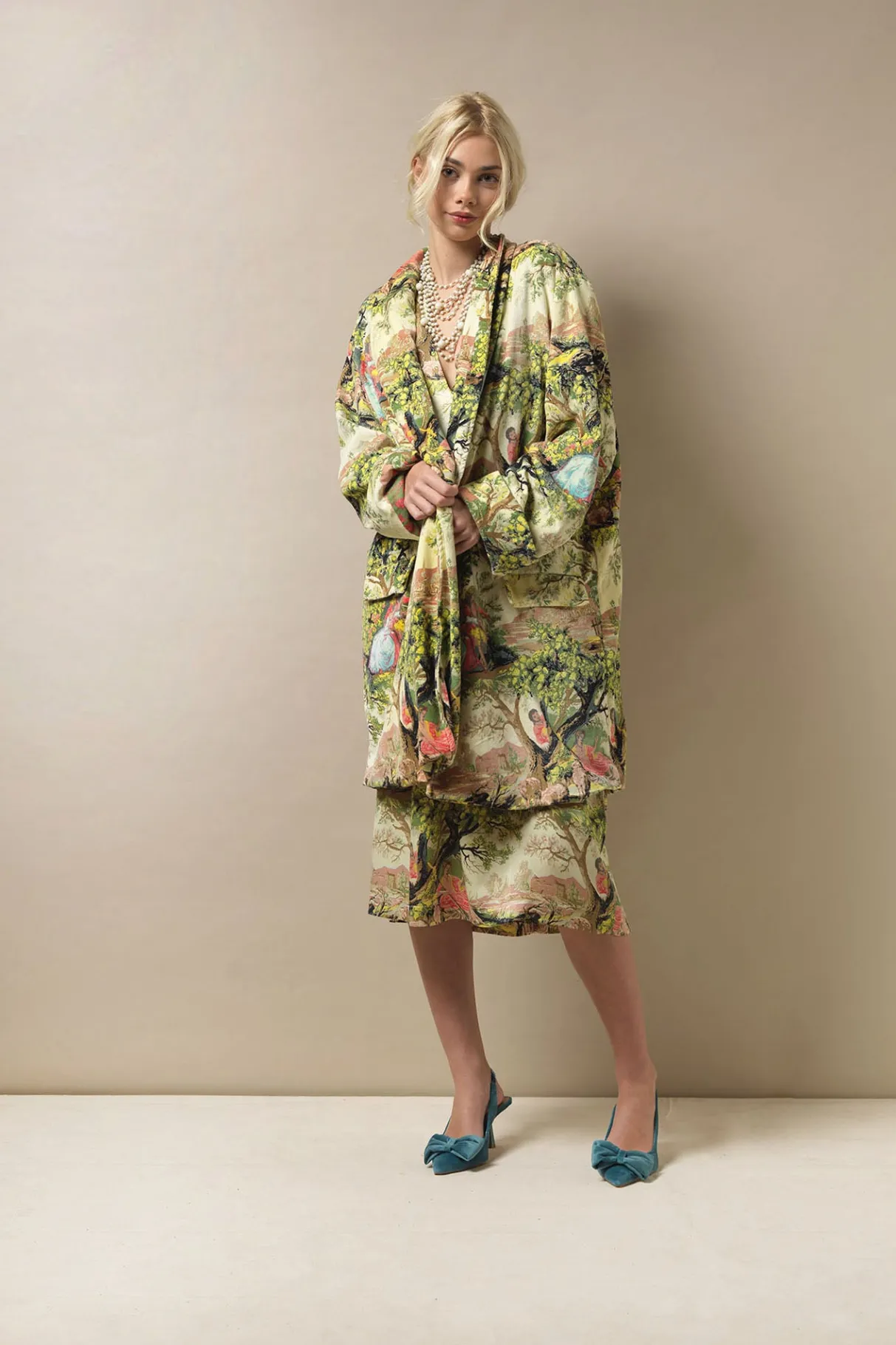country_toile_velvet_boyfriend_jacket_3.webp Online One Hundred Stars Country Toile Velvet Boyfriend Jacket