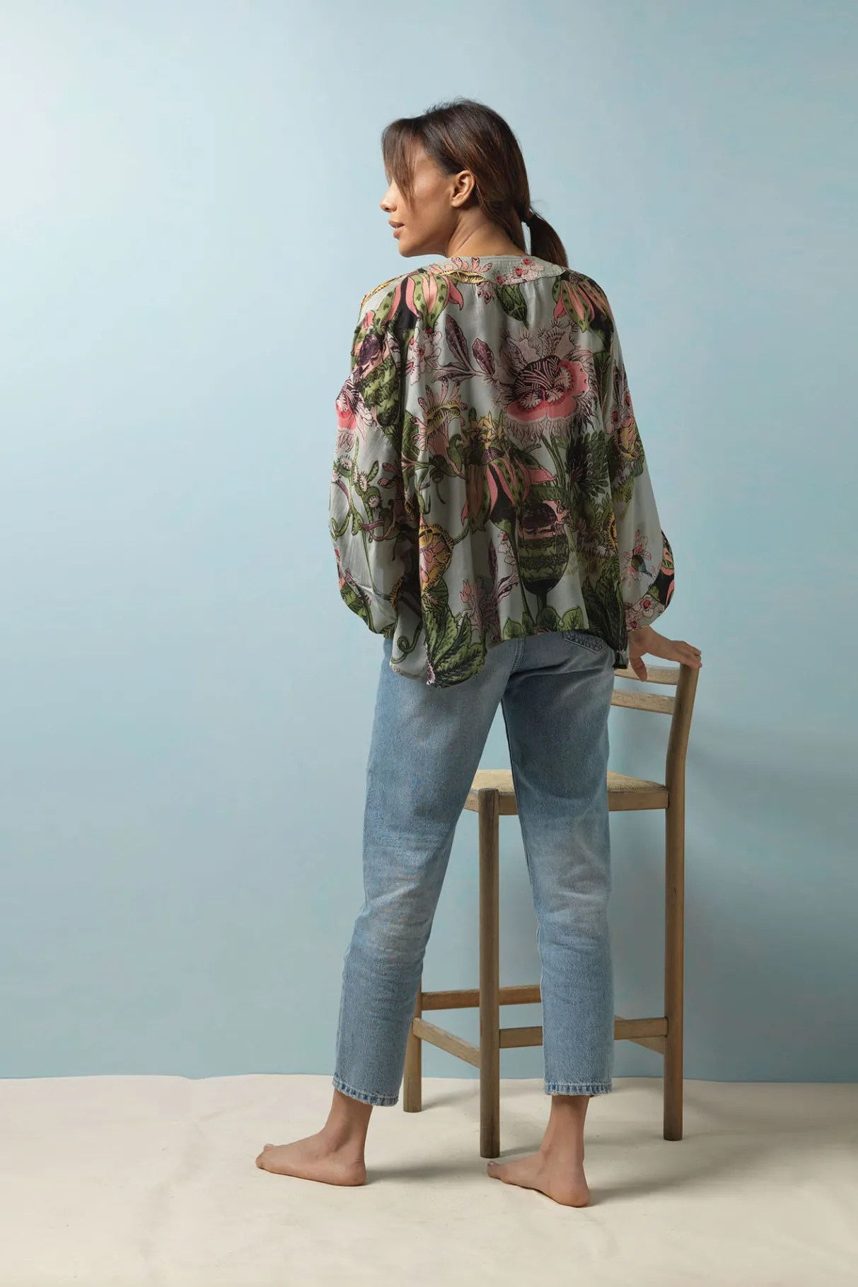 eccentric_blooms_putty_kimono_1.webp Cheap One Hundred Stars Eccentric Blooms Putty Kimono