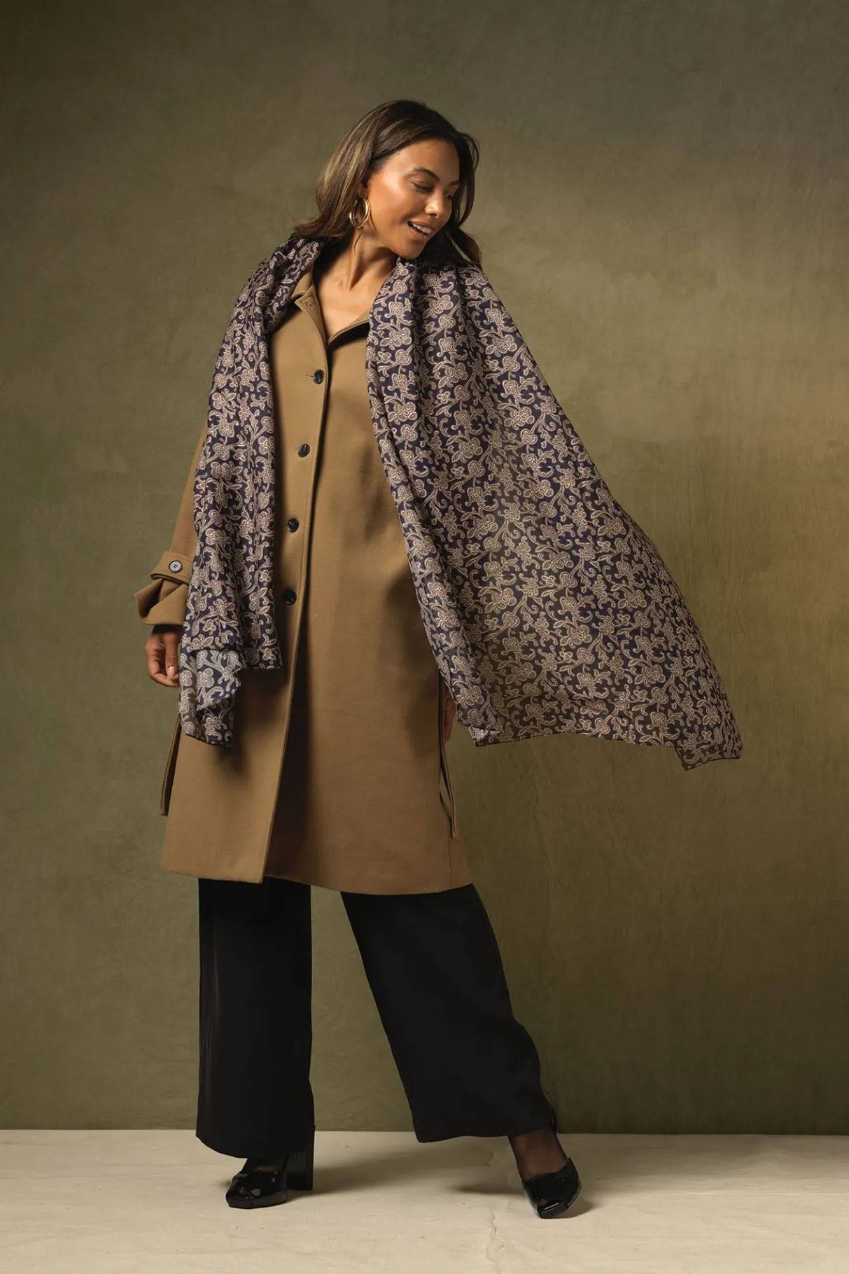 floral_paisley_blue_scarf_1.webp Discount One Hundred Stars Floral Paisley Blue Scarf