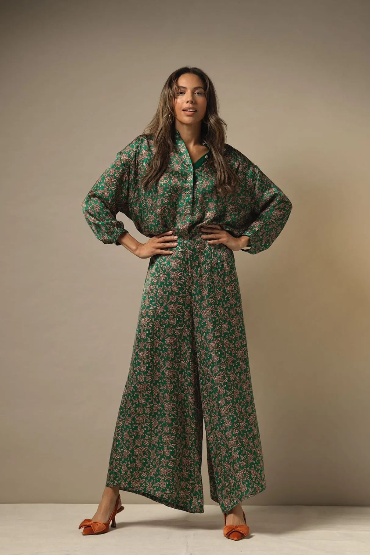 floral_paisley_green_palazzo_pant_0.webp Store One Hundred Stars Floral Paisley Green Palazzo Pant