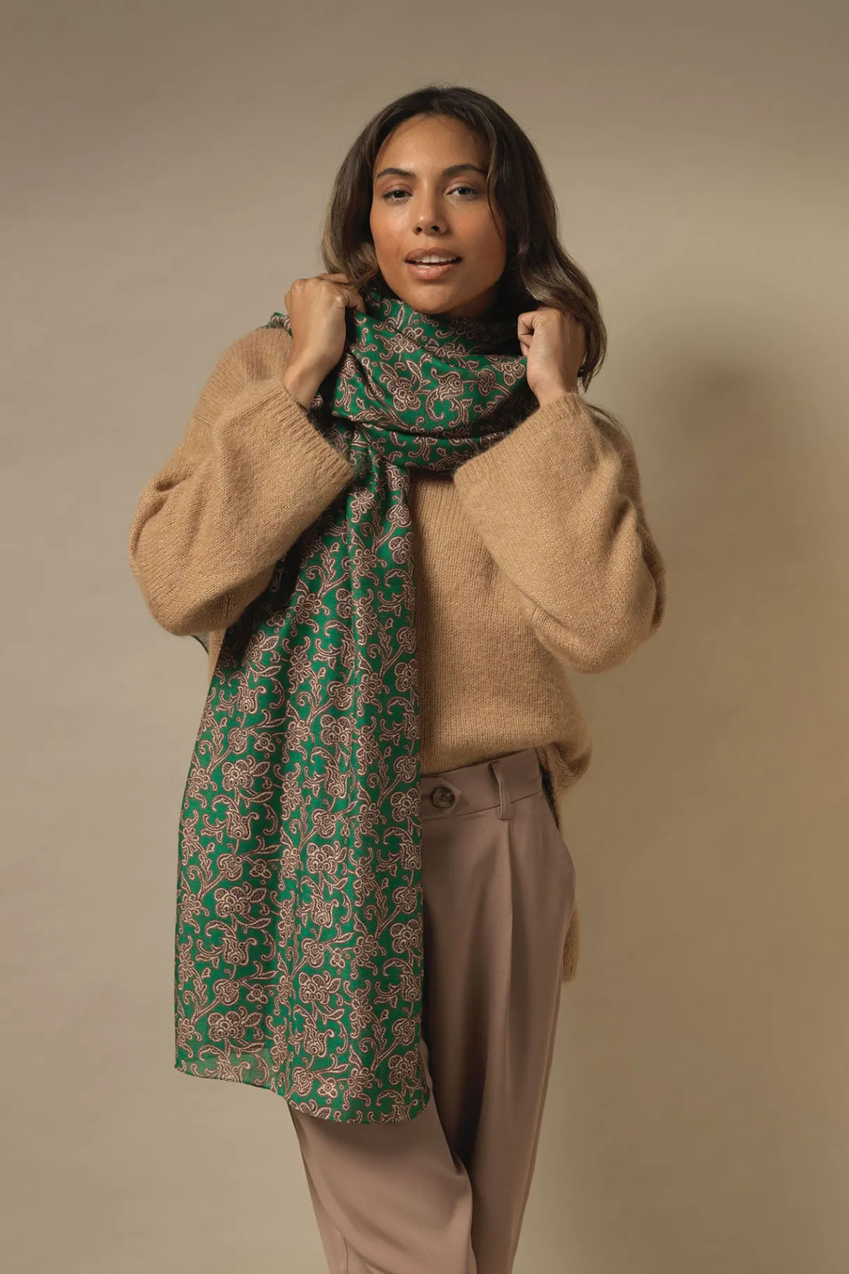 floral_paisley_green_scarf_0.webp Flash Sale One Hundred Stars Floral Paisley Green Scarf