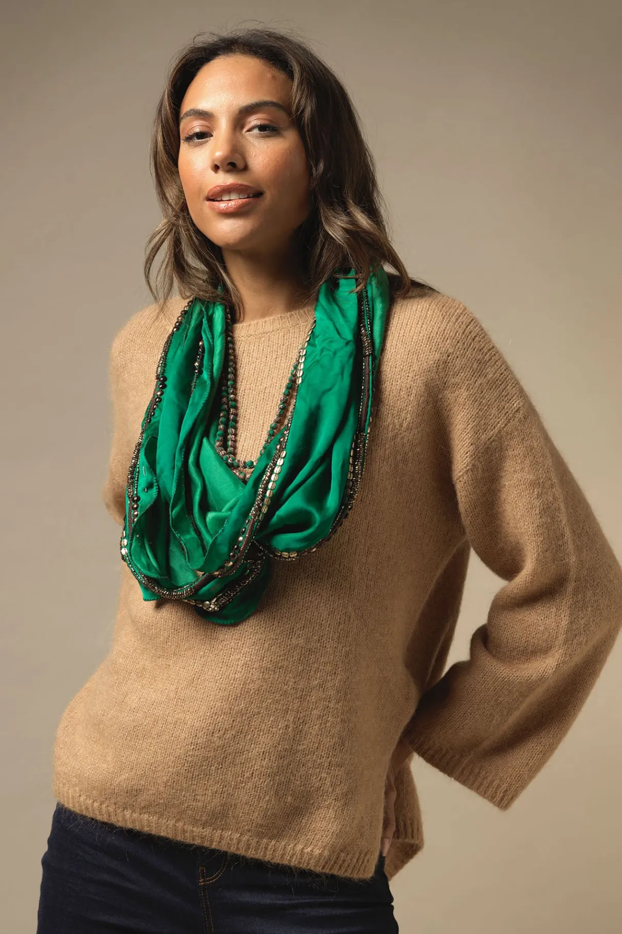 indian_heritage_green_necklace_scarf_1-1.webp Cheap One Hundred Stars Indian Heritage Green Necklace Scarf