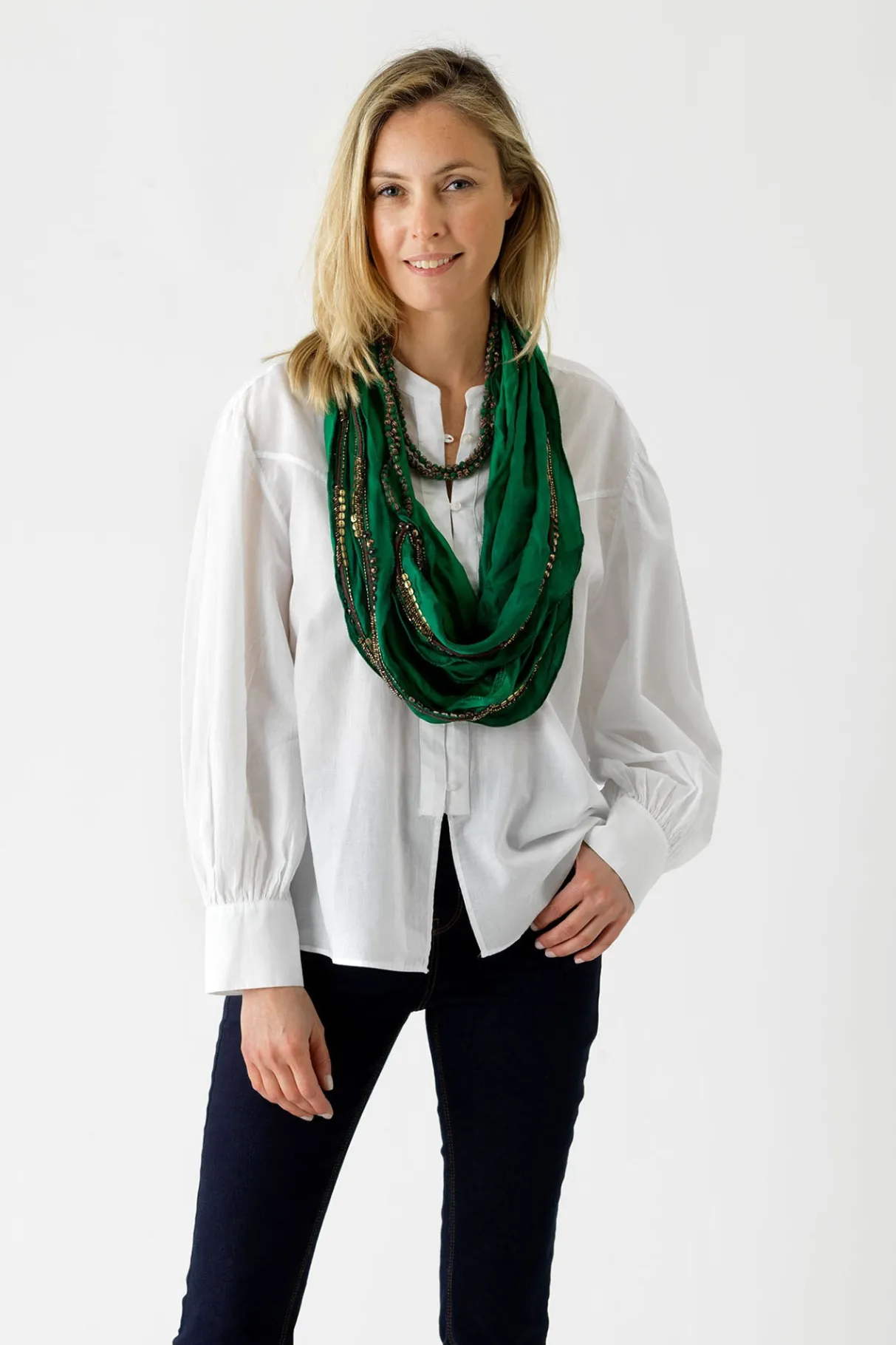 indian_heritage_green_necklace_scarf_2-1.webp Cheap One Hundred Stars Indian Heritage Green Necklace Scarf