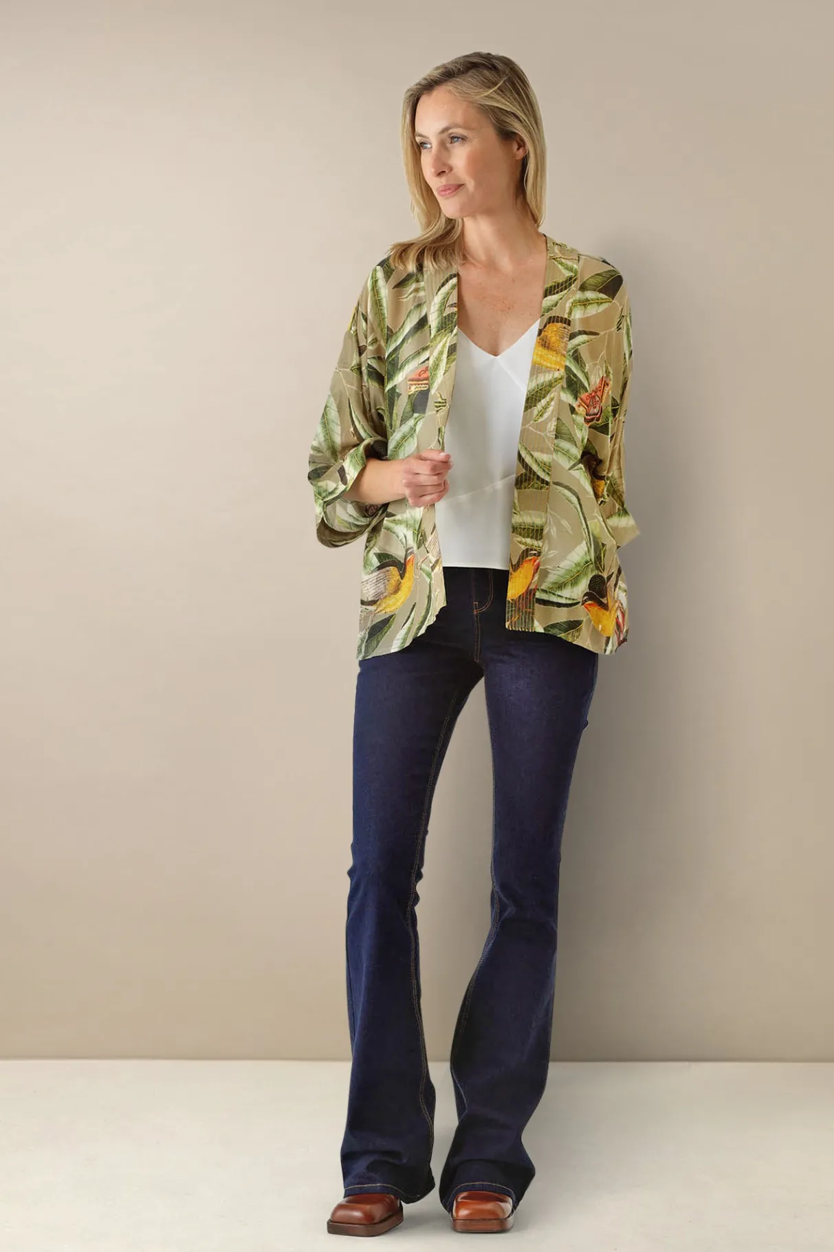 kew_evergreen_stone_kimono_1.webp Store One Hundred Stars Kew Evergreen Stone Kimono