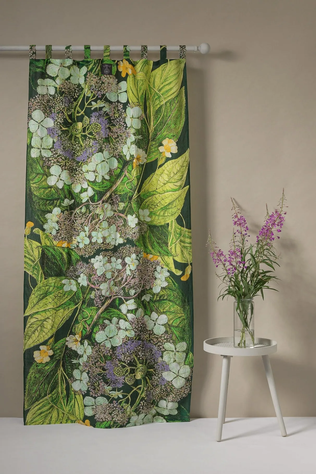 kew_hydrangea_lime_linen_panel_1.webp Store One Hundred Stars Kew Hydrangea Lime Linen Panel