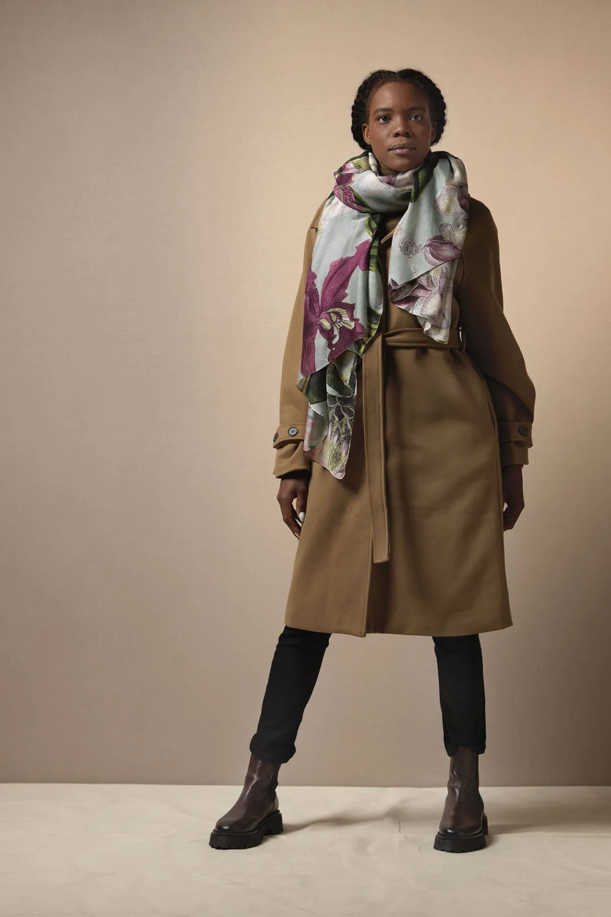 kew_protea_duck_egg_scarf_1.webp Outlet One Hundred Stars Kew Protea Duck Egg Scarf