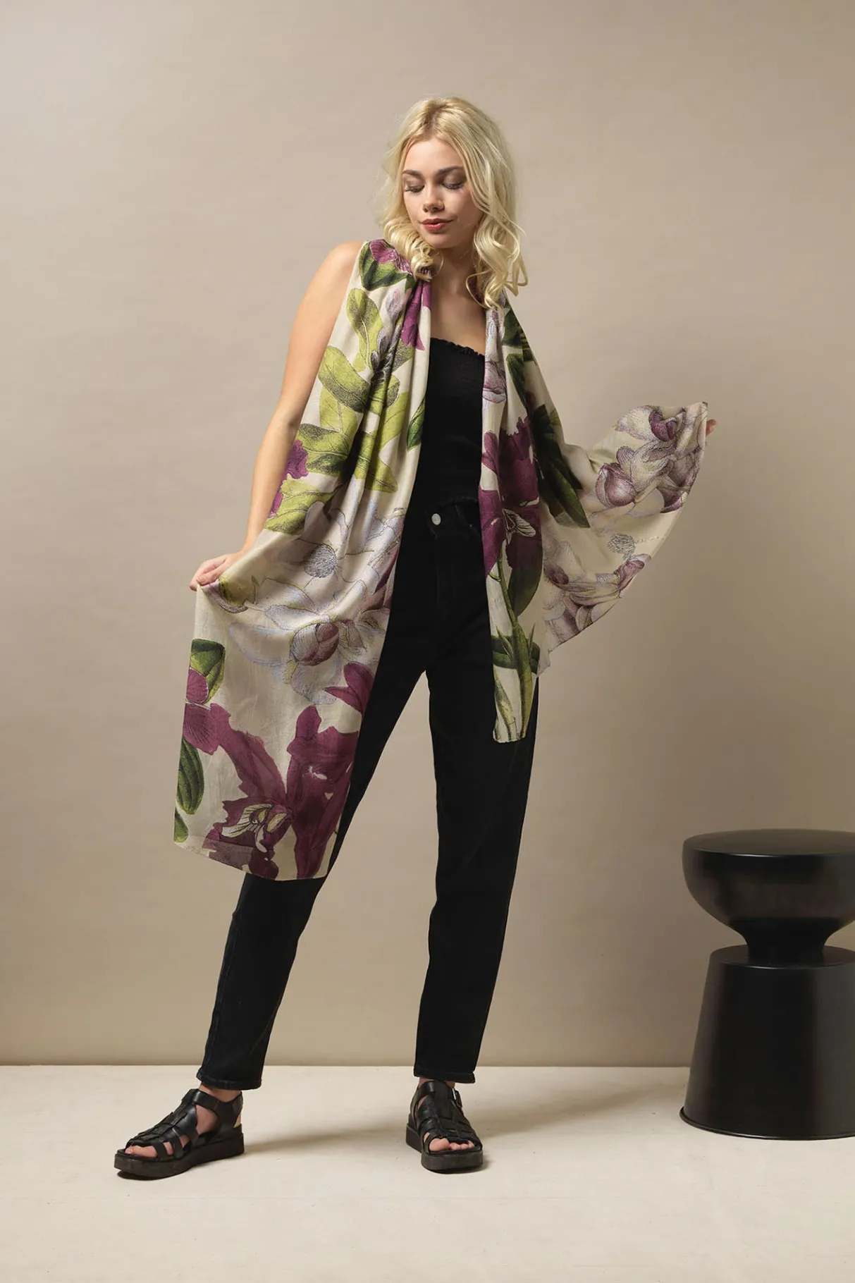 kew_protea_stone_scarf_0.webp Sale One Hundred Stars Kew Protea Stone Scarf