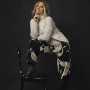 Hot One Hundred Stars Stork Black Crepe Lounge Pants