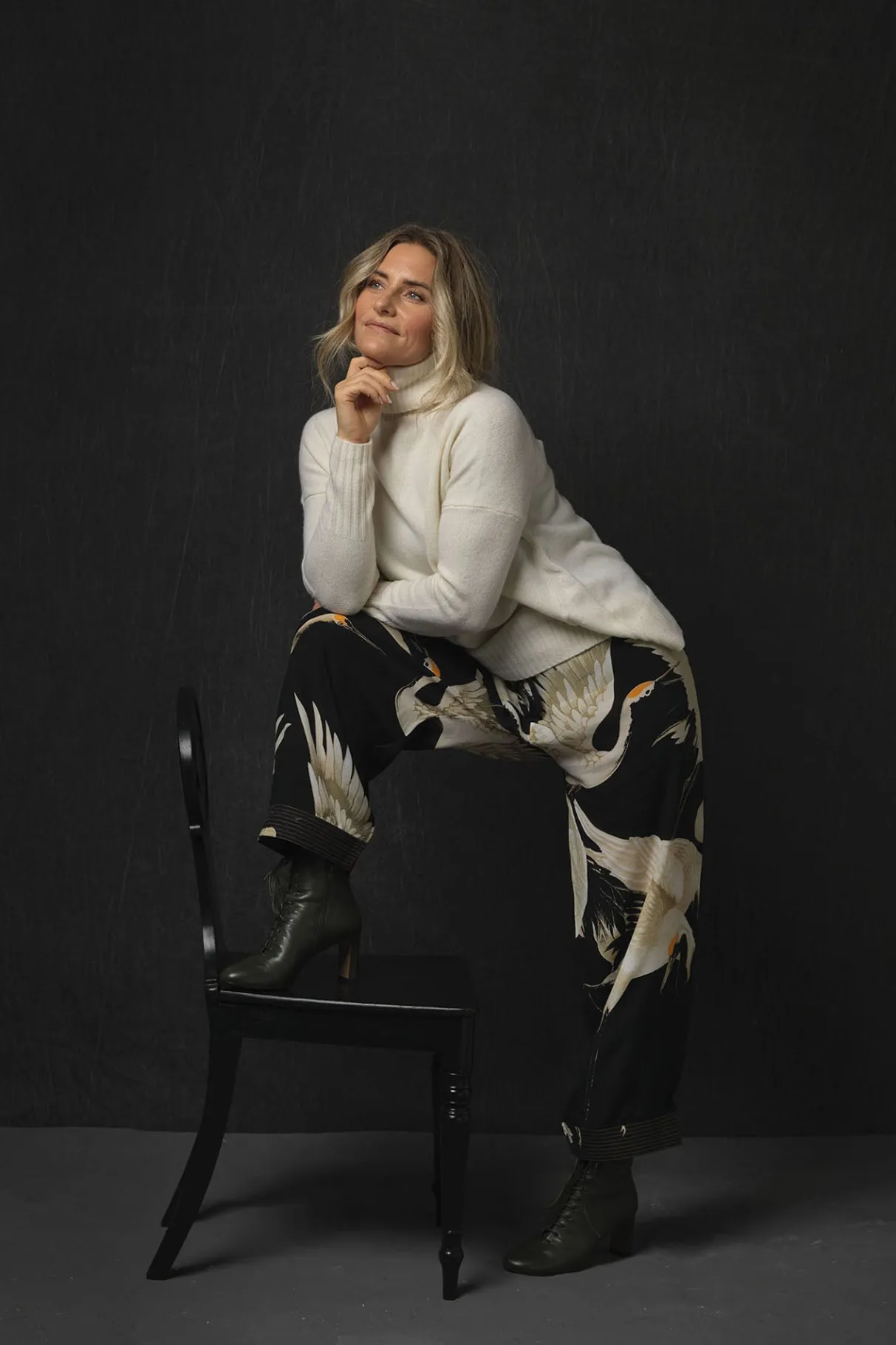 stork_black_crepe_lounge_pants_1.webp Hot One Hundred Stars Stork Black Crepe Lounge Pants