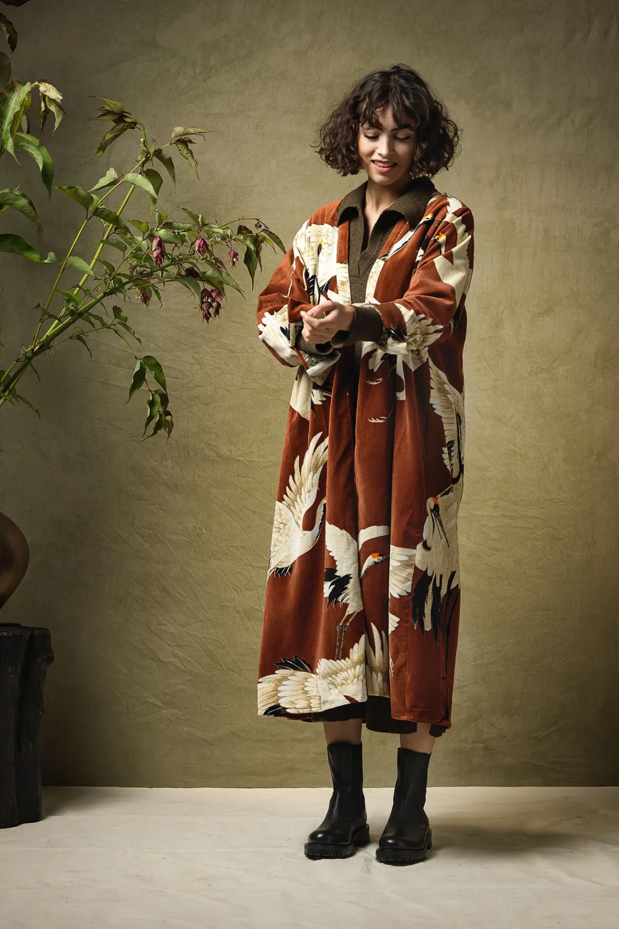 stork_cigar_velvet_duster_coat_6.webp Cheap One Hundred Stars Stork Cigar Velvet Duster Coat
