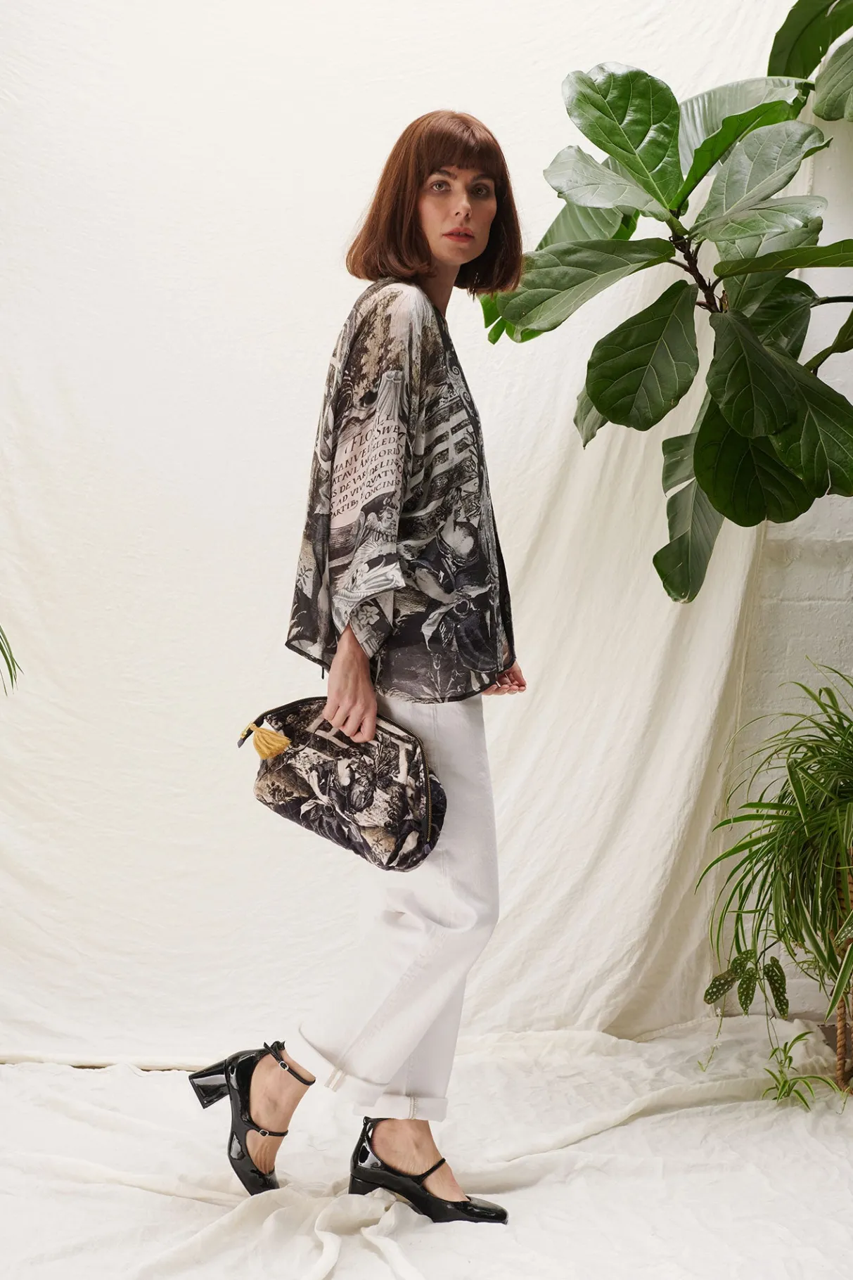 sunburst_grey_kimono_6.webp Outlet One Hundred Stars Sunburst Grey Kimono