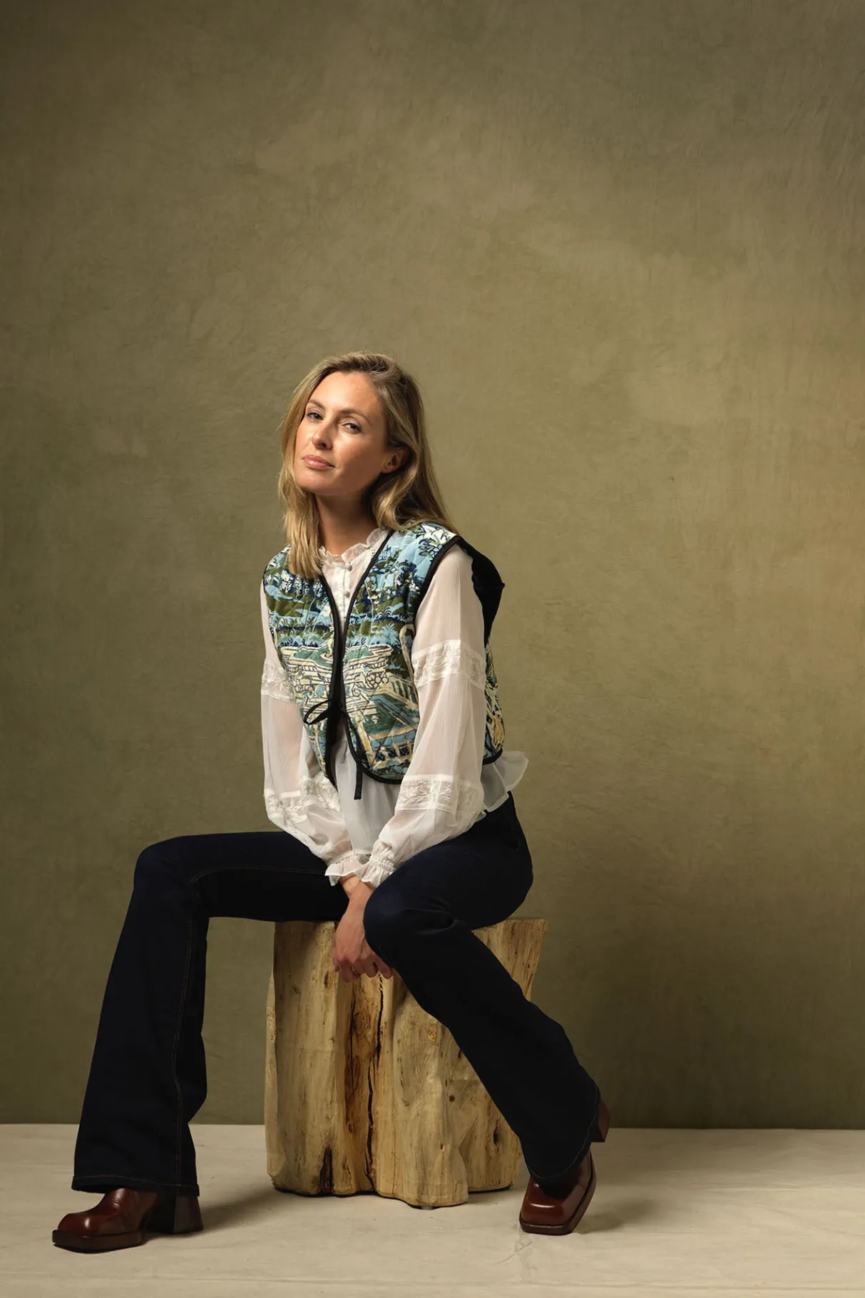 tapestry_sea_gilet_1.webp Store One Hundred Stars Tapestry Sea Gilet